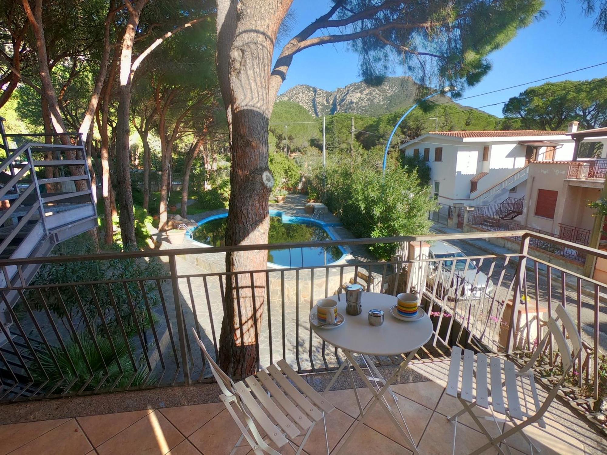 Villa Emilia Appartments Cala Gonone Eksteriør bilde
